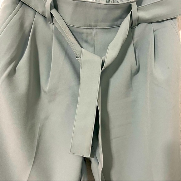 Loft Outlet High Rise Taper Leg Mint Green Petite Pull-On Paperbag Trousers MP - Picture 2 of 7